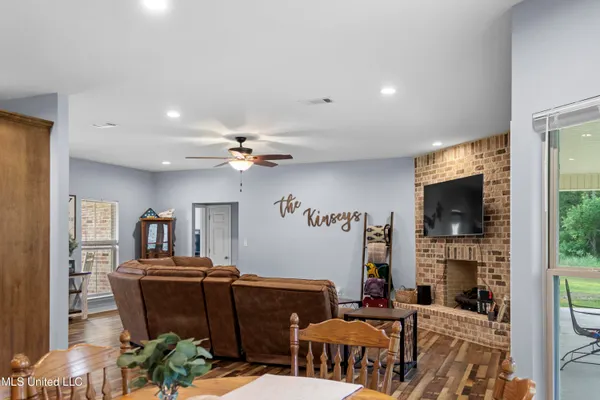 $340,000 | 9517 Dunn Road, Moss Point, MS 39562