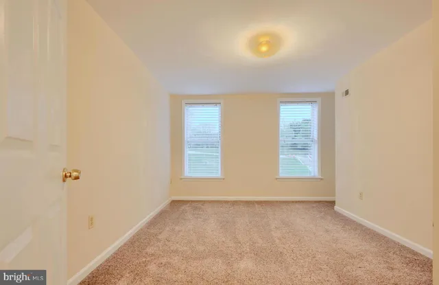 $2,950 | 2343 Eastern Avenue, Baltimore, MD 21224