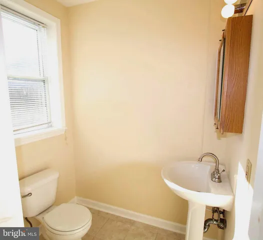 $2,950 | 2343 Eastern Avenue, Baltimore, MD 21224