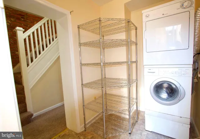 $2,950 | 2343 Eastern Avenue, Baltimore, MD 21224