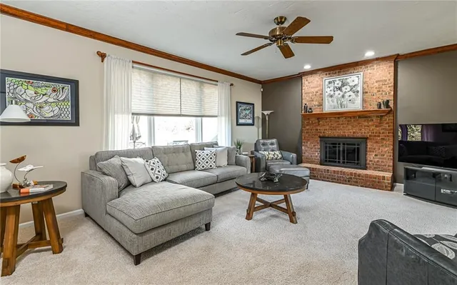 $649,900 | 340 Fox Meadow Drive, Wexford, PA 15090