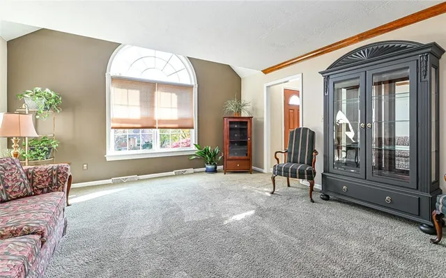 $649,900 | 340 Fox Meadow Drive, Wexford, PA 15090