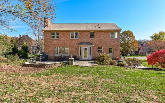 $649,900 | 340 Fox Meadow Drive, Wexford, PA 15090