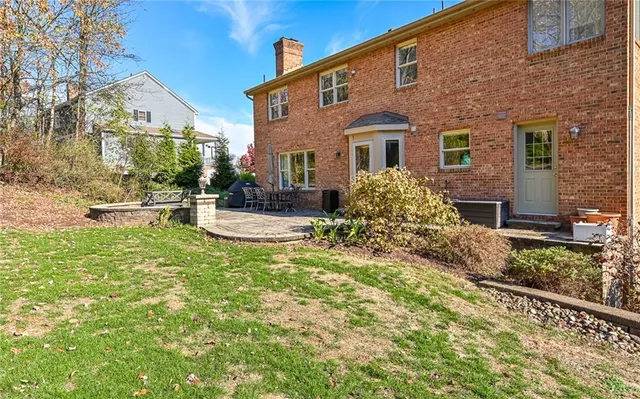 $649,900 | 340 Fox Meadow Drive, Wexford, PA 15090