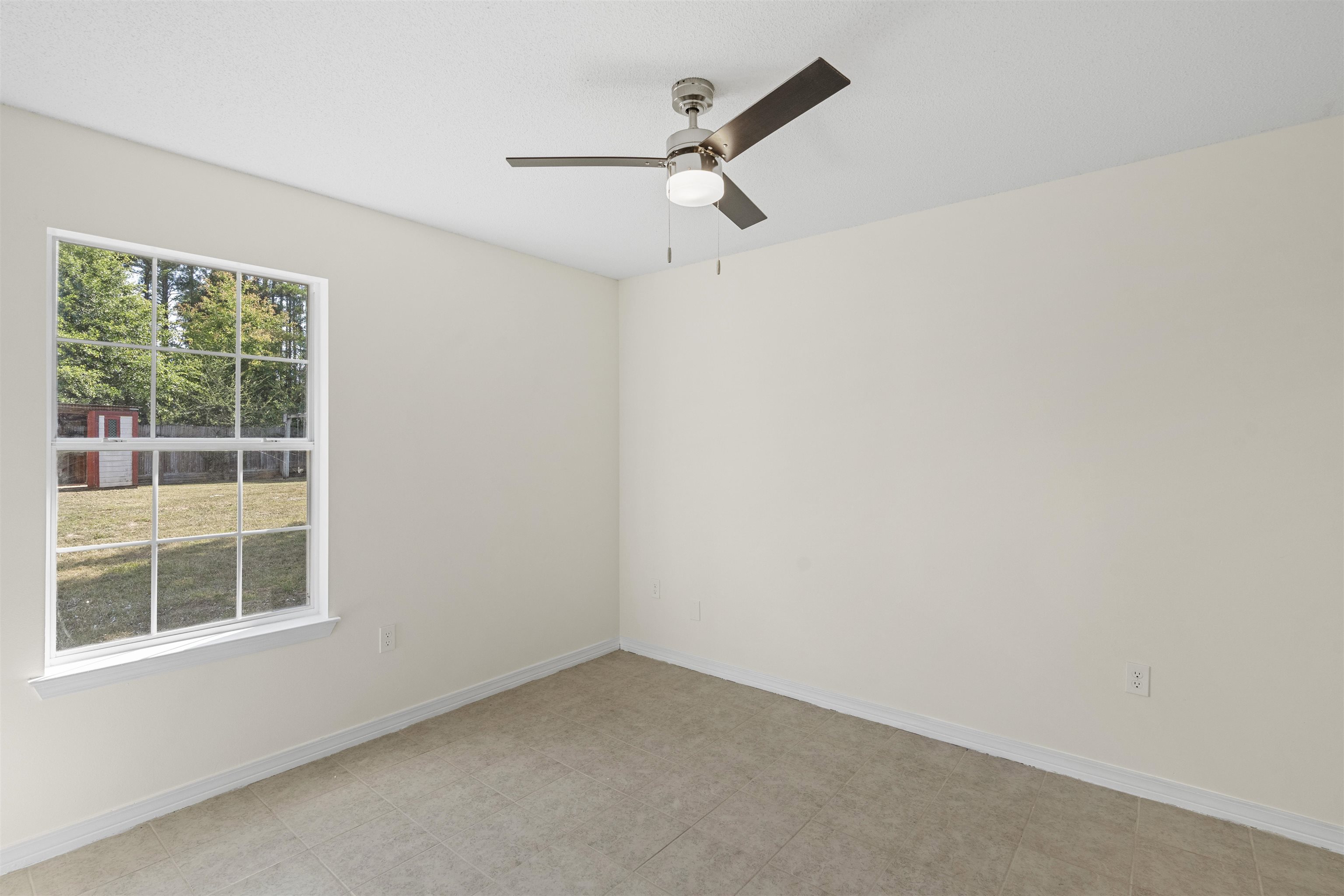 13220 Labradors Run Foley, AL 36535 - Photo 17 of 23
