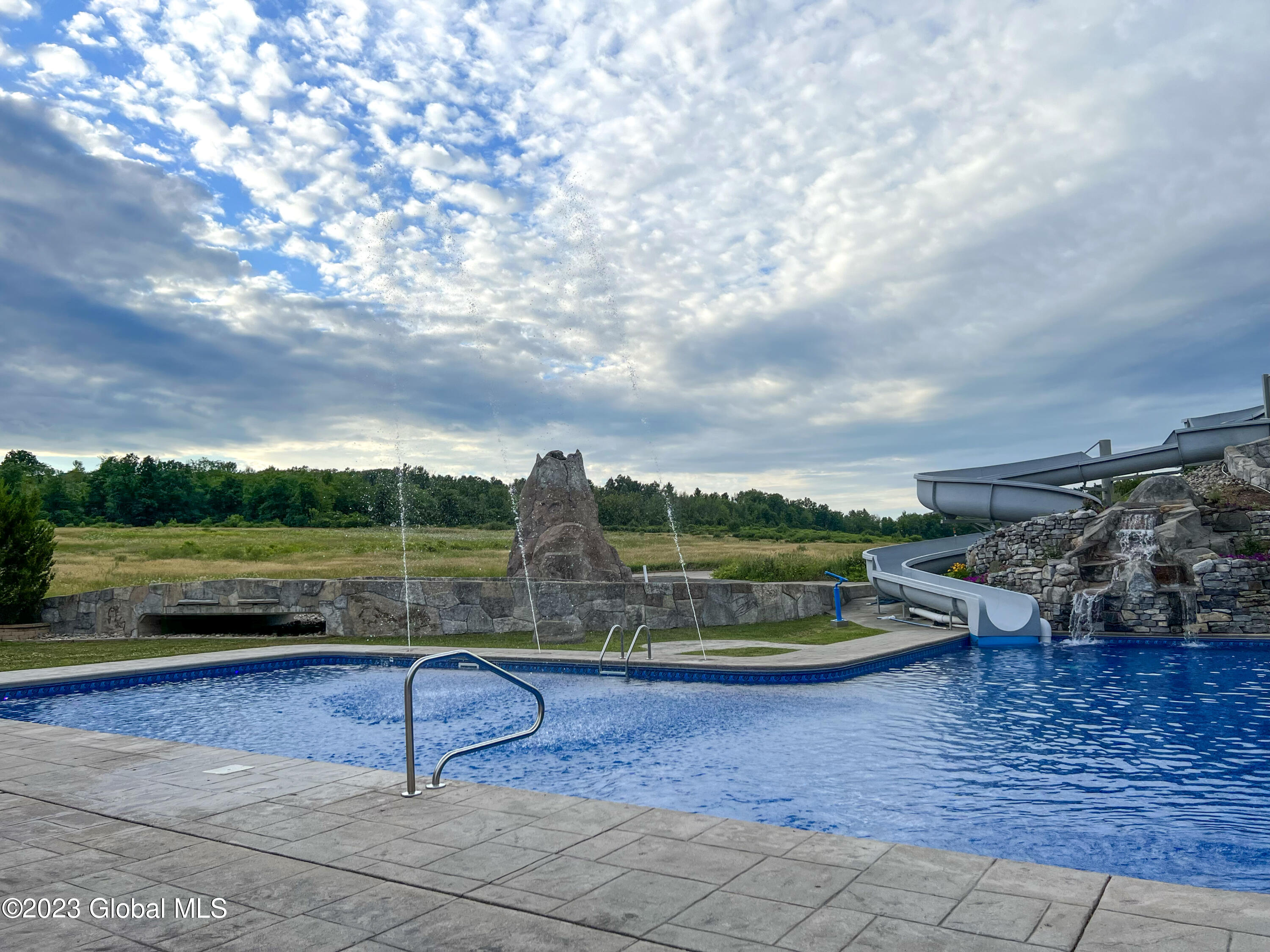 1310 Currybush Road Rotterdam, NY 12306 - Photo 13 of 86 IMG_6558