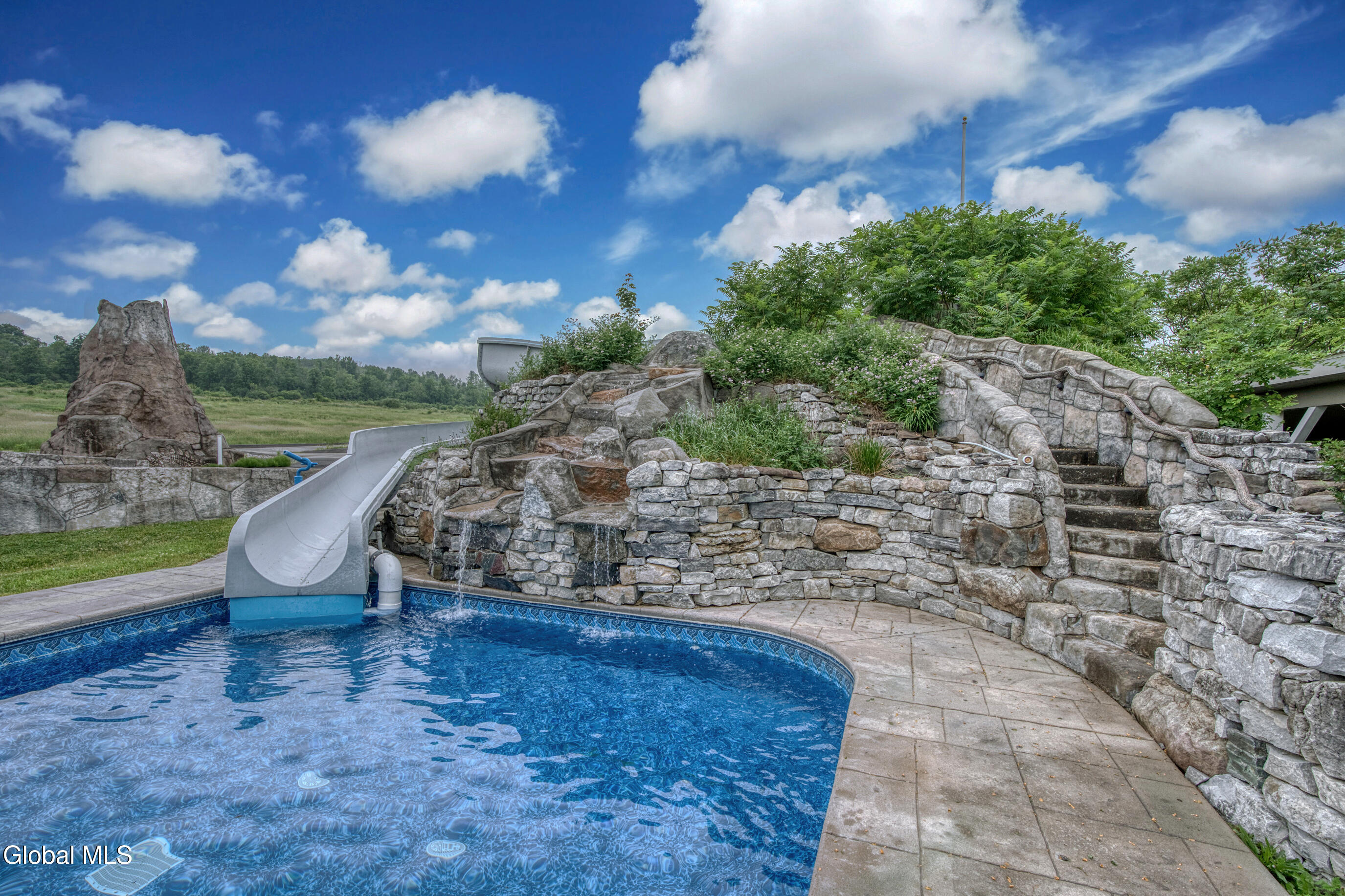 1310 Currybush Road Rotterdam, NY 12306 - Photo 16 of 86 015-1310-Currybush-Rd