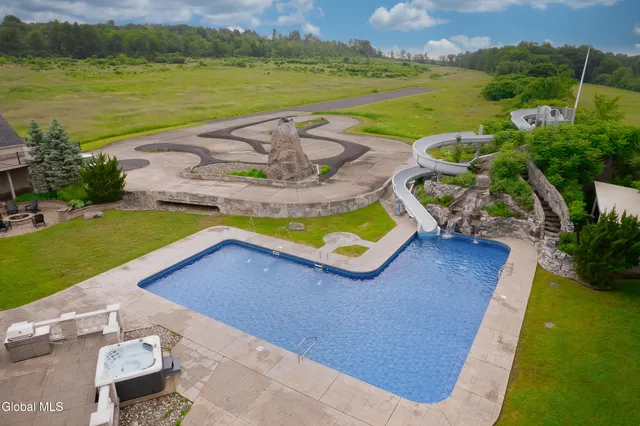 $1,399,900 | 1310 Currybush Road, Rotterdam, NY 12306