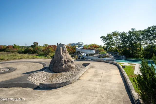 $1,399,900 | 1310 Currybush Road, Rotterdam, NY 12306