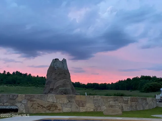 $1,399,900 | 1310 Currybush Road, Rotterdam, NY 12306