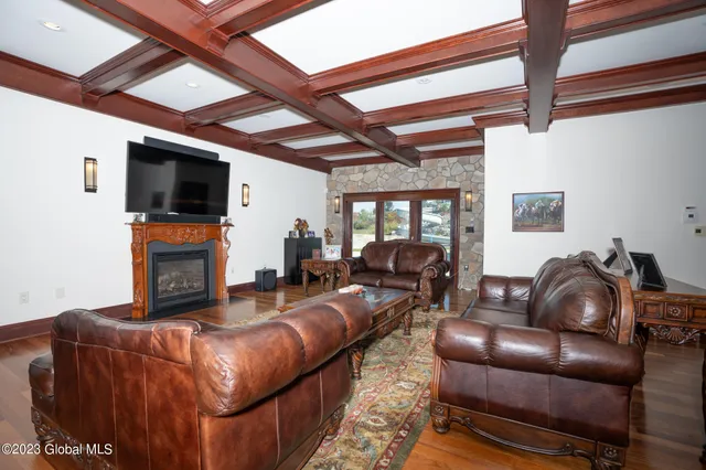 $1,399,900 | 1310 Currybush Road, Rotterdam, NY 12306