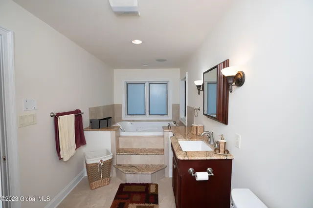 $1,399,900 | 1310 Currybush Road, Rotterdam, NY 12306