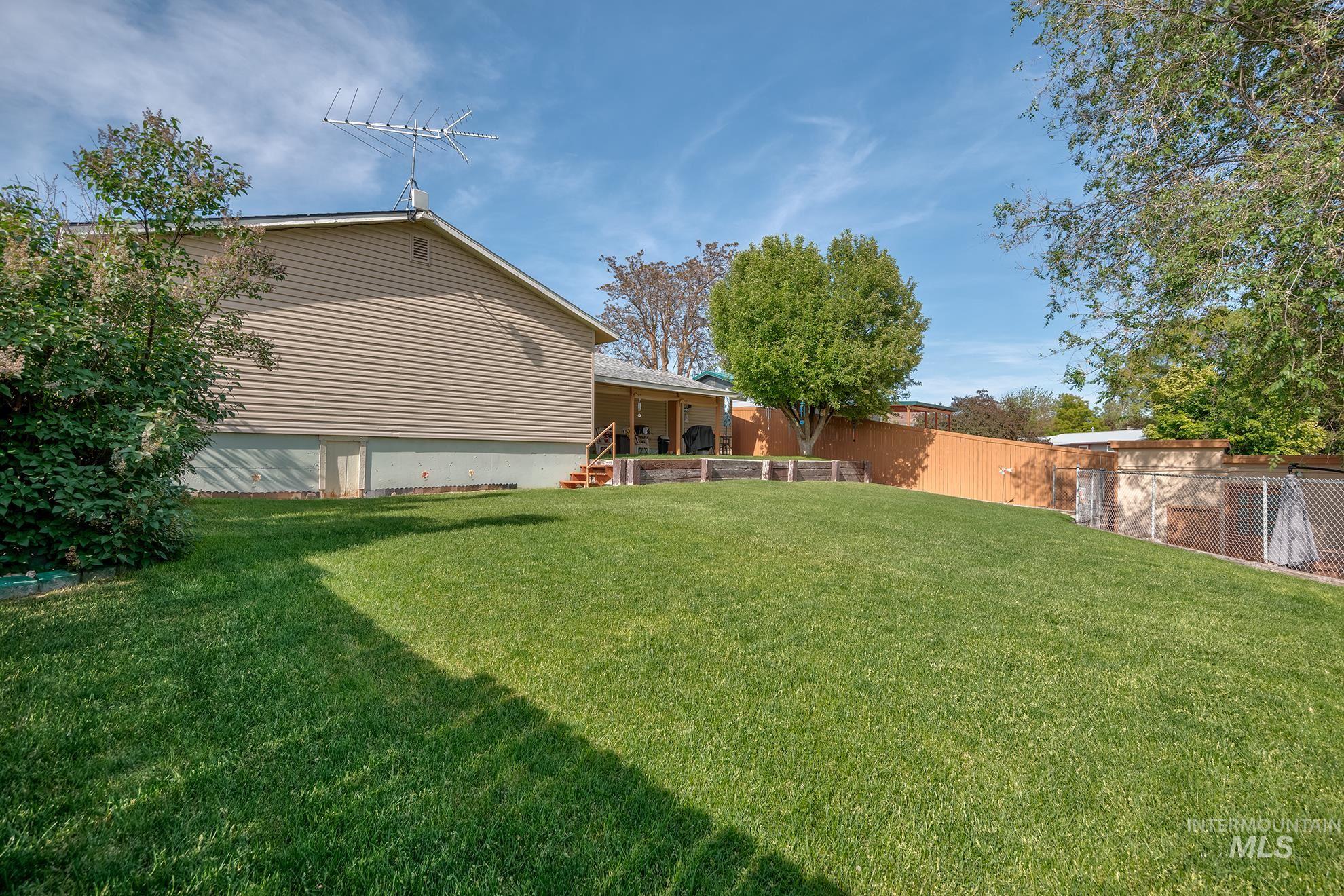 611 West Indianhead Road Weiser, ID 83672 - Photo 28 of 37
