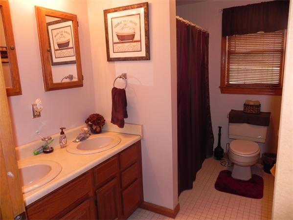 4 Cabral Way Wareham, MA 02571 - Photo 9 of 14 Gallery Image 9
