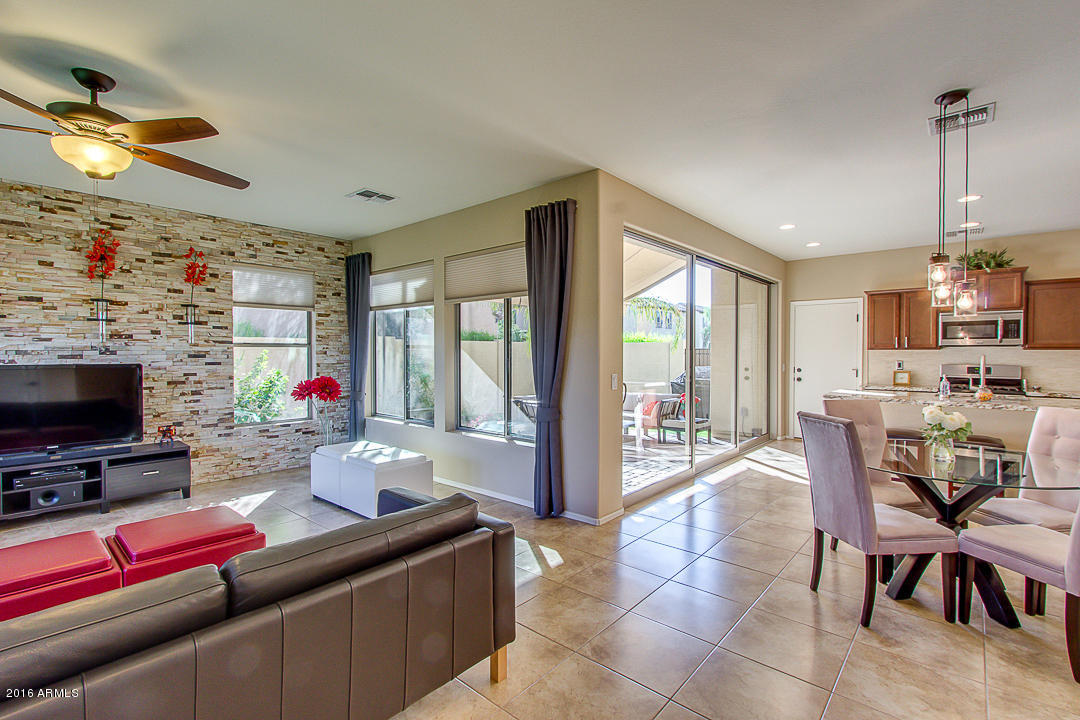 4736 East Bonanza Road Gilbert, AZ 85297 - Photo 3 of 32 05-Bonanza