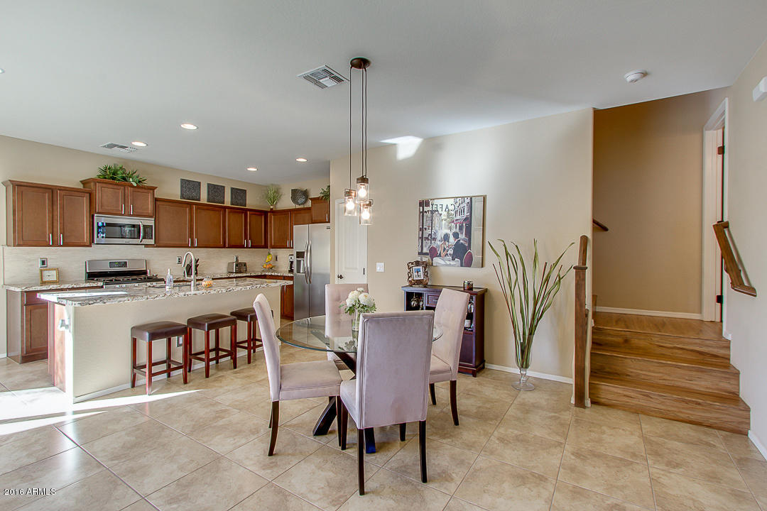 4736 East Bonanza Road Gilbert, AZ 85297 - Photo 5 of 32 09-Bonanza