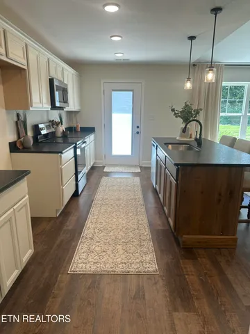 $397,000 | 540 Henderson Road, Unit 133, Pigeon Forge, TN 37862