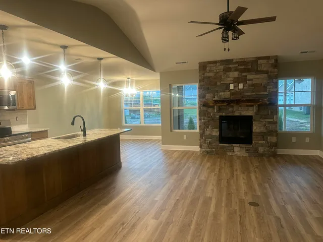 $397,000 | 540 Henderson Road, Unit 133, Pigeon Forge, TN 37862