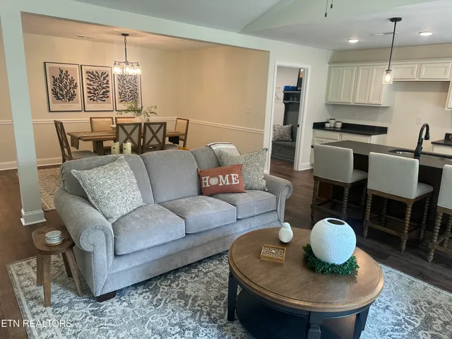 $397,000 | 540 Henderson Road, Unit 133, Pigeon Forge, TN 37862