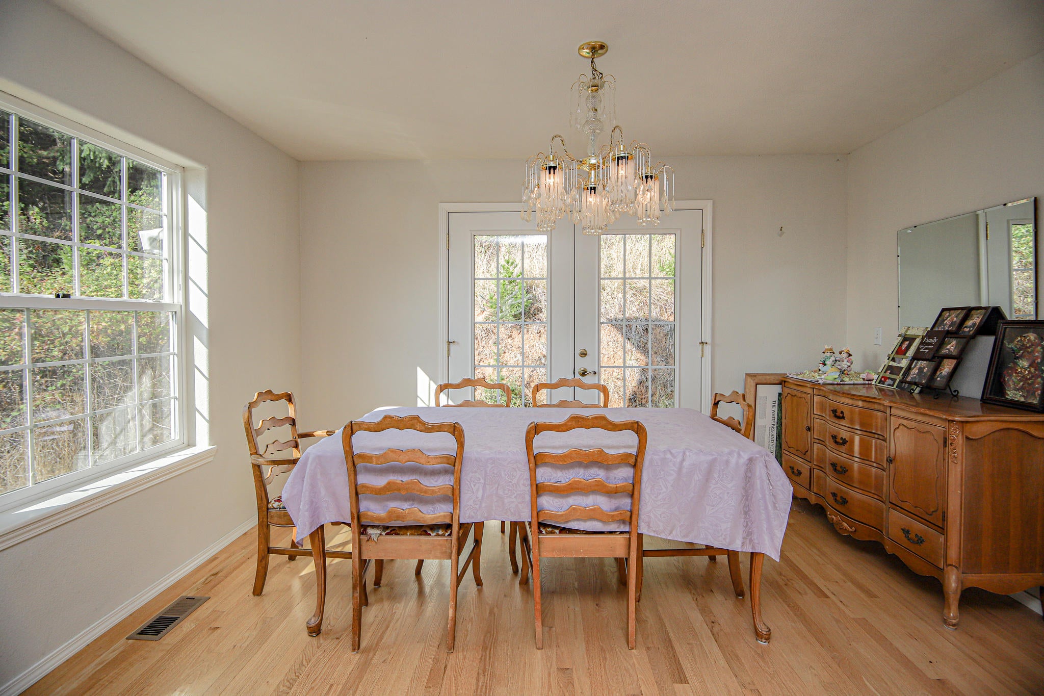 1310 Spring Brook Road Myrtle Creek, OR 97457 - Photo 10 of 30 Dining Area