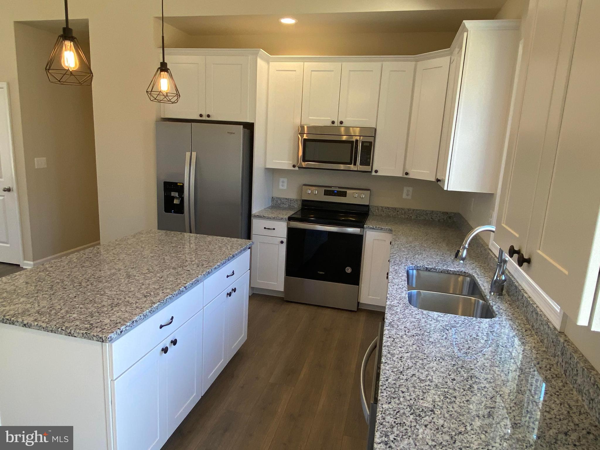 348 Rockland Road Westminster, MD 21158 - Photo 3 of 23 Gallery Image 3