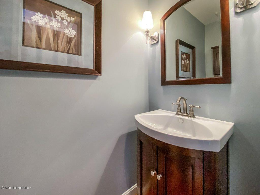3311 Gatecreek Road Louisville, KY 40272 - Photo 8 of 45 HalfBath