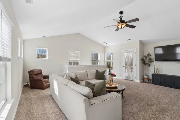 $259,900 | 222 Bakers Drive, Unit 222, Lakemoor, IL 60051