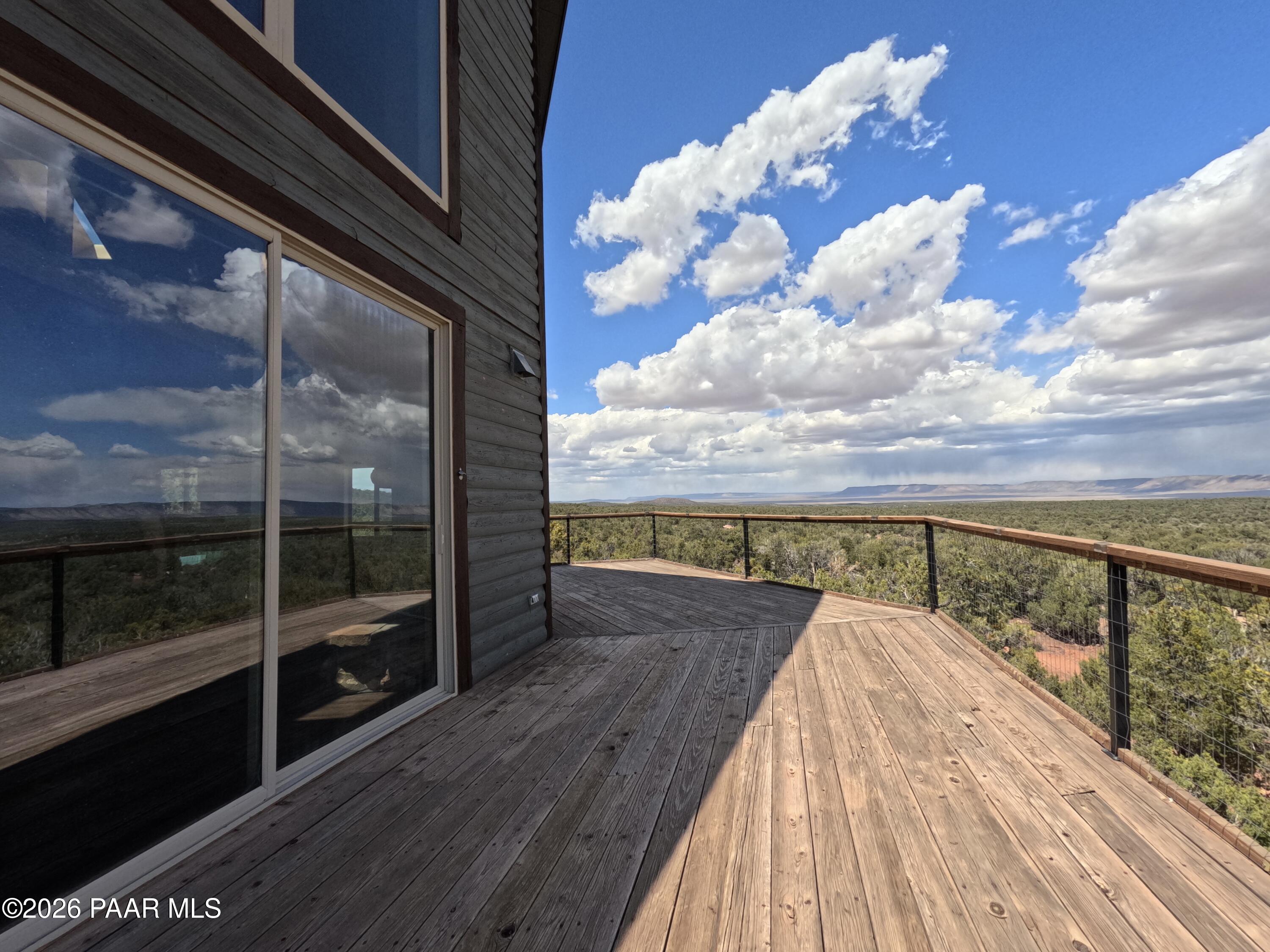 33867 West Whiskey River Road Seligman, AZ 86337 - Photo 24 of 50 Deck View West