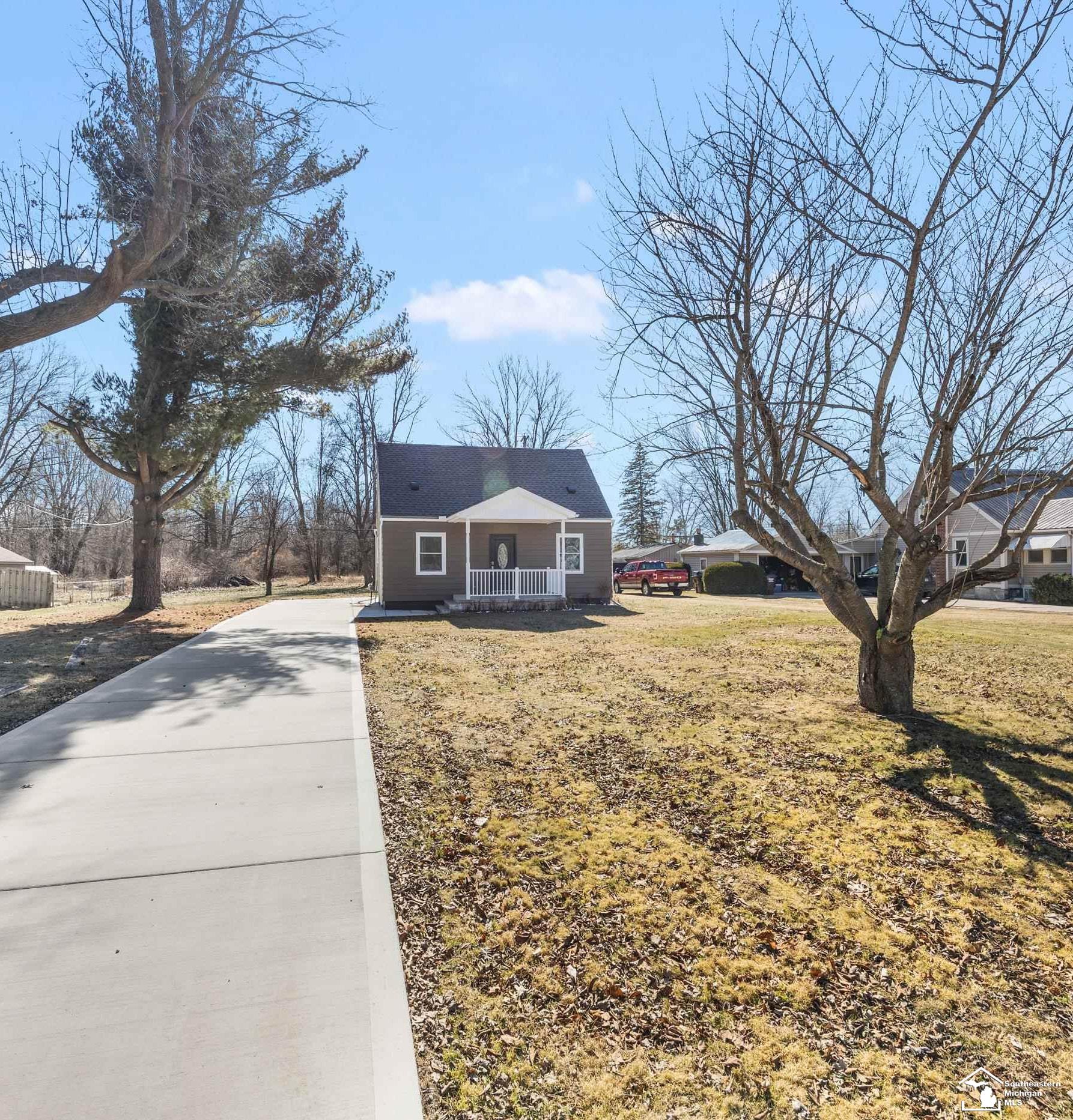 533 Center Street Carleton, MI 48117 - Photo 7 of 20
