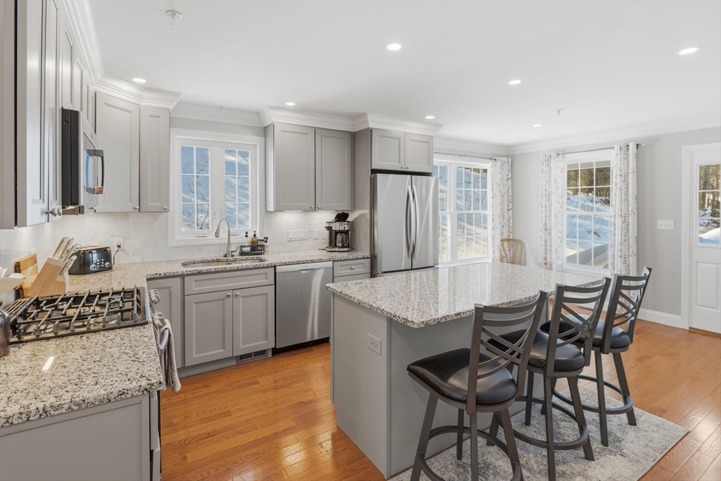 5 Peter Street, Unit D Uxbridge, MA 01569 - Photo 12 of 40