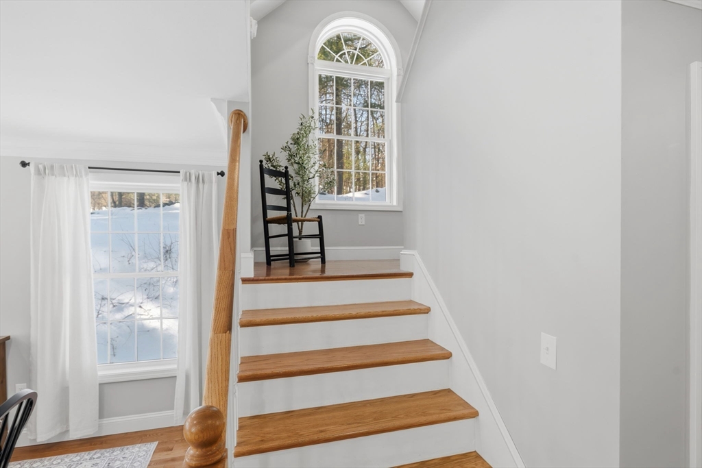 5 Peter Street, Unit D Uxbridge, MA 01569 - Photo 18 of 40