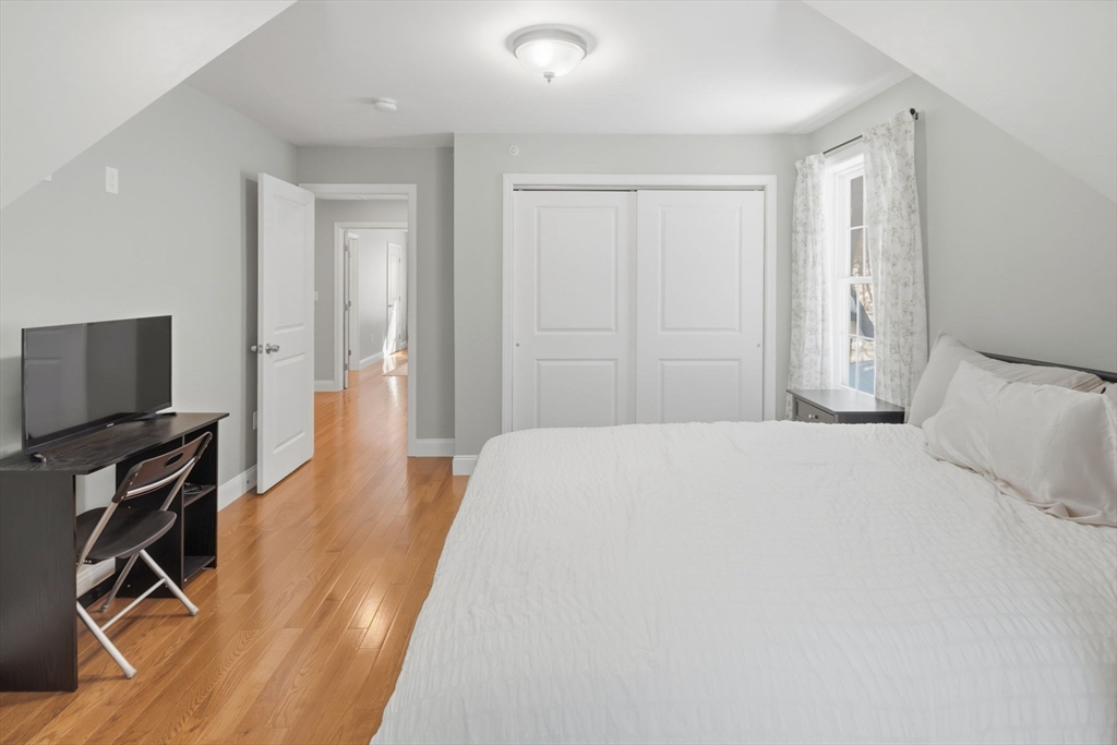 5 Peter Street, Unit D Uxbridge, MA 01569 - Photo 28 of 40