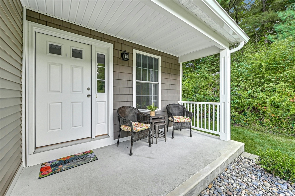 5 Peter Street, Unit D Uxbridge, MA 01569 - Photo 39 of 40