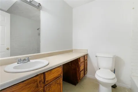 $175,000 | 7000-02 Bunker Hill Road, New Orleans, LA 70127