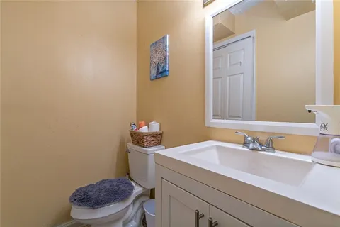 $175,000 | 7000-02 Bunker Hill Road, New Orleans, LA 70127