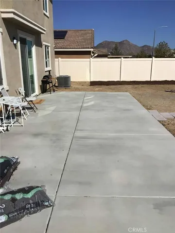 a view of outdoor space and city view
