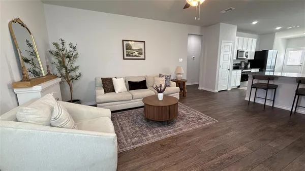 $2,800 | 1025 Wind Drift Way, Fort Worth, TX 76131
