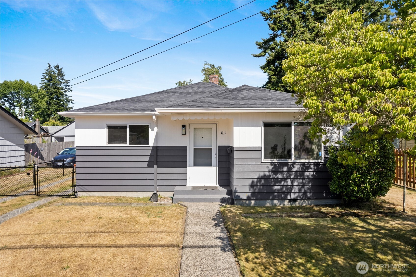 811 South Rochester Street Tacoma, WA 98465 - Photo 1 of 24 Gallery Image 1