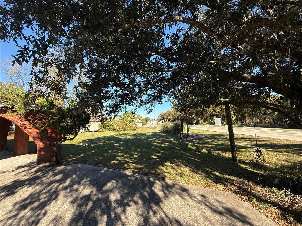 500 Solon Street Gretna, LA 70053 - Photo 7 of 27