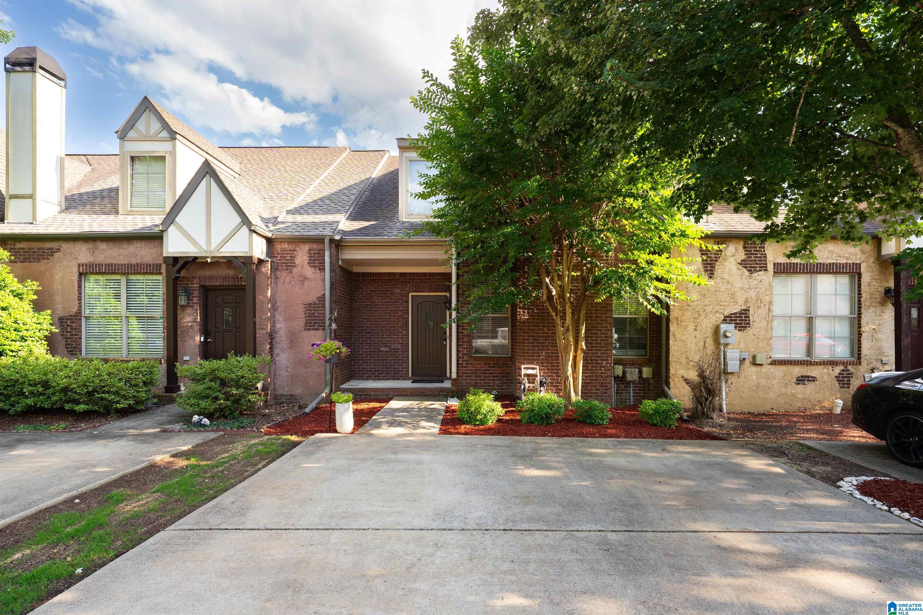2239 Ridgemont Drive Birmingham, AL 35244 - Photo 1 of 27 Gallery Image 1