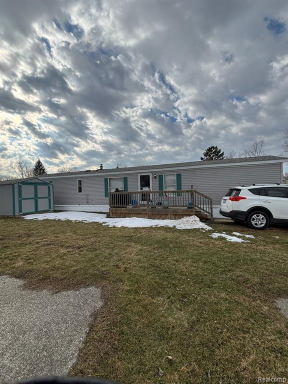 246 South Sheridan Road Lennon, MI 48449 - Photo 2 of 12