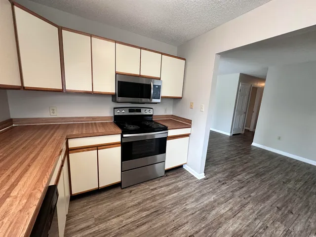 $1,950 | 6536 Valene Court, Myrtle Beach, SC 29572