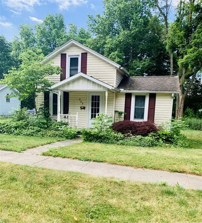 $99,900 | 737 St Joseph Street, Adrian, MI 49221
