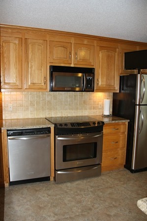 110 Stone Ridge Road, Unit 110 Franklin, MA 02038 - Photo 3 of 30 Gallery Image 3
