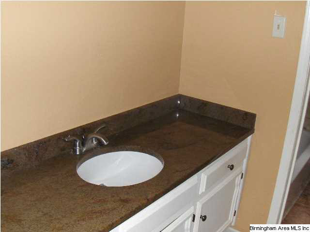 2904 Carleton Road Birmingham, AL 35215 - Photo 9 of 22