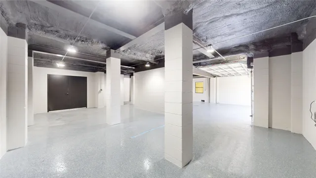 $1,790,000 | 5055 Yarwell Drive, Houston, TX 77096