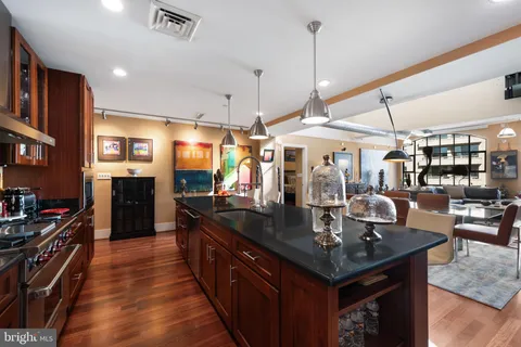 $1,399,900 | 1600 Clarendon Boulevard, Unit W407, Arlington, VA 22209