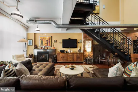 $1,399,900 | 1600 Clarendon Boulevard, Unit W407, Arlington, VA 22209