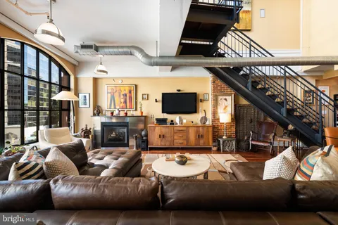 $1,399,900 | 1600 Clarendon Boulevard, Unit W407, Arlington, VA 22209