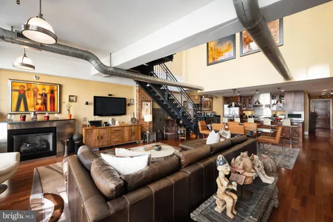 $1,399,900 | 1600 Clarendon Boulevard, Unit W407, Arlington, VA 22209